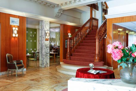 Réception de l'hôtel de l'Univers à Amiens