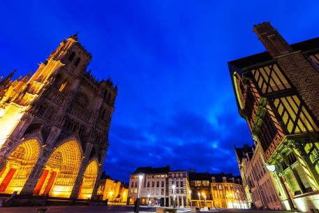 Cathédrale de nuit Amiens