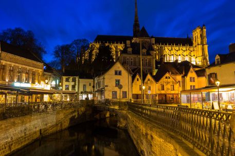Grand Hôtel de l'Univers Amiens de nuit
